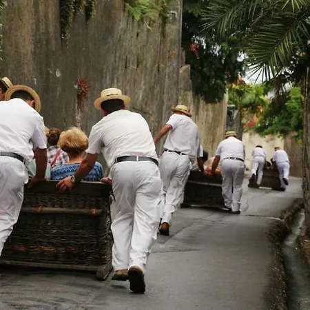 O Cantinho Do Ze *