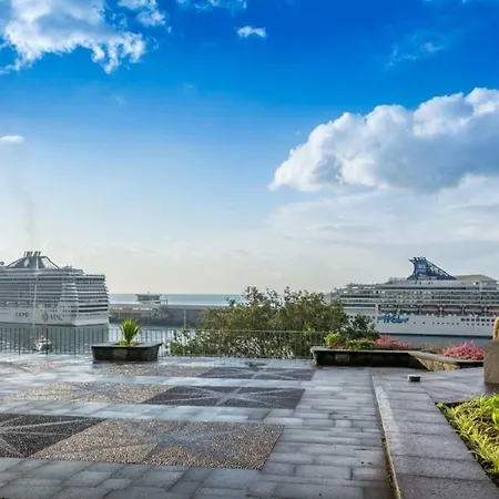 O Cantinho Do Ze 丰沙尔